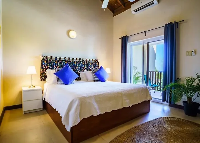 Hospitality Expert Cb Pool Chef * Montego Bay